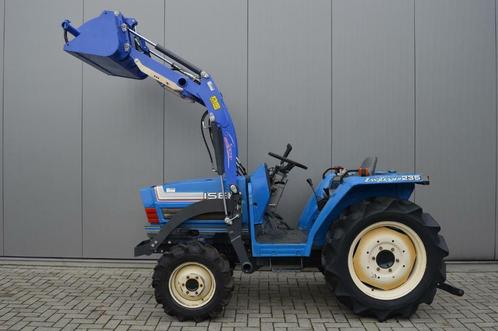 Iseki TA 27pk 4wd voorlader met hydraulische mestklem, Zakelijke goederen, Agrarisch | Tractoren, tot 2500, Overige merken, Gebruikt