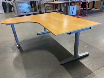 Instelbaar Ikea Galant hoekbureau 160x150/80xH62-82 cm, 5 st - afbeelding 6 Instelbaar Ikea Galant hoekbureau 160x150/80xH62-82 cm, 5 st - afbeelding 6