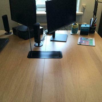 Ikea Bekant vergadertafel/bureau - afbeelding 1 Ikea Bekant vergadertafel/bureau - afbeelding 1