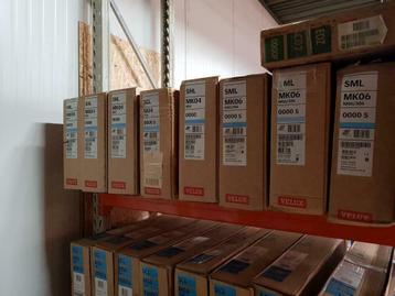 Grote partij nieuwe Velux rolluiken OP = OP !!