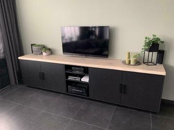 Eiken Boomstam tv meubel plank BESTA eiken blad, STUVA IKEA - afbeelding 1 Eiken Boomstam tv meubel plank BESTA eiken blad, STUVA IKEA - afbeelding 1