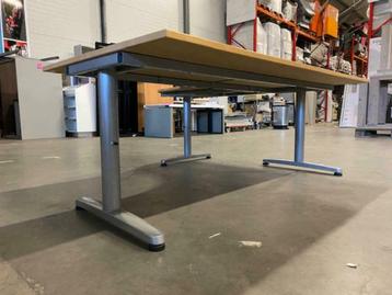 Instelbaar Ikea Galant hoekbureau 160x150/80xH62-82 cm, 5 st - afbeelding 12 Instelbaar Ikea Galant hoekbureau 160x150/80xH62-82 cm, 5 st - afbeelding 12