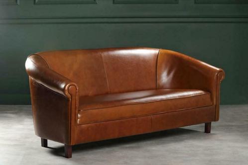 Chesterfield club sofa 2 zits Cognac bruin eigen productie, Huis en Inrichting, Banken | Bankstellen, Nieuw, Rechte bank, Tweepersoons