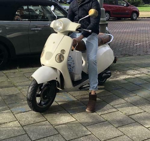 Bromfiets/Scooter IICO Forte (Boatian) Bromfiets/Scooter IICO Forte (Boatian)