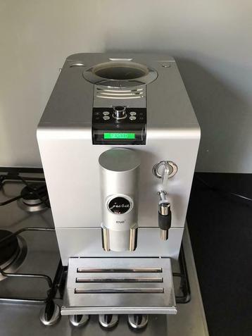 Gezocht defecte of onderhoudsbehoevende Jura koffie machines