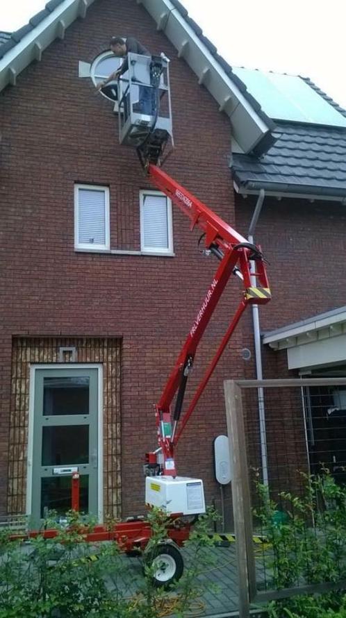 Huur een hoogwerker  geen aanhangerrijbewijs nodig!, Zakelijke goederen, Machines en Bouw | Liften, Steigers en Ladders