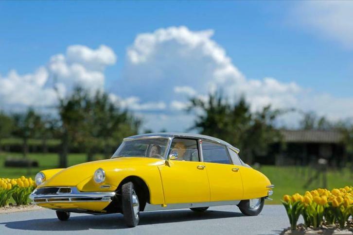 SPECIALIST NOREV en CITROEN Citromania