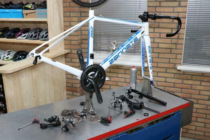 Eet wat gaar is. En koop wat klaar is!!!! peer racefietsen VOF
