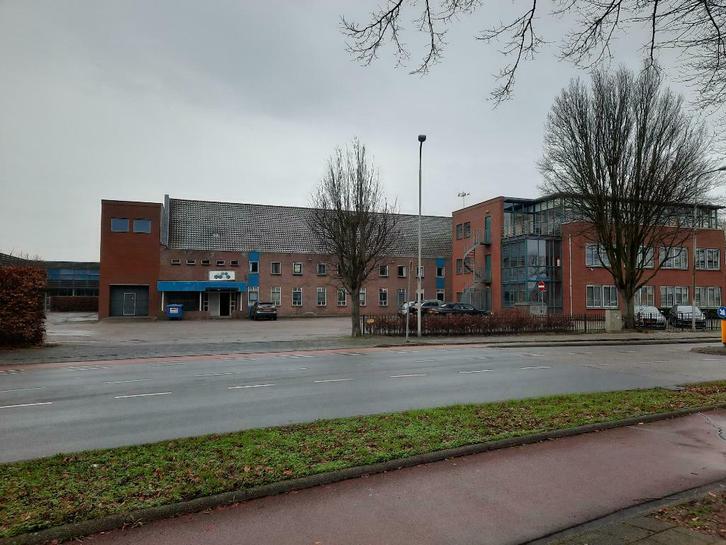 Alles voor kantoor, meubilair (gebruikt), inhuizing en montage DRAAIS . COM