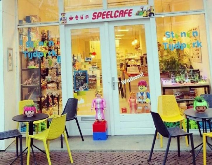Speelcafé en verkoop van (tweedehands) LEGO, Duplo en Playmobil Stenen Tijdperk