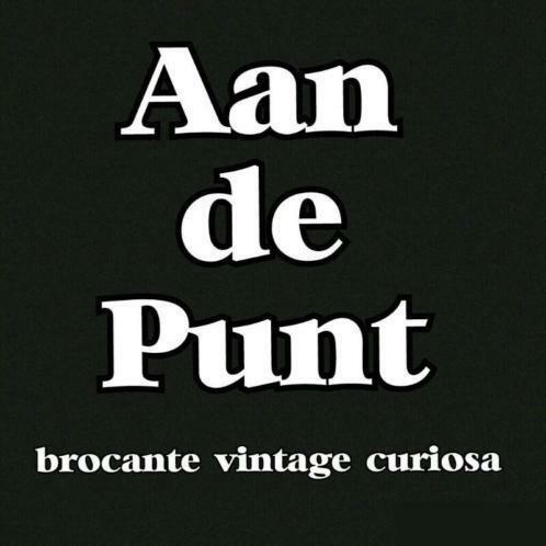 Webwinkel voor stoere brocante, vintage, industrieel en curiosa Aan de Punt brocante