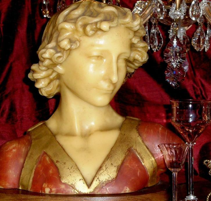 Het adres voor Brocante, curiosa en Kroonluchters 't Aghterhuijs Brocante