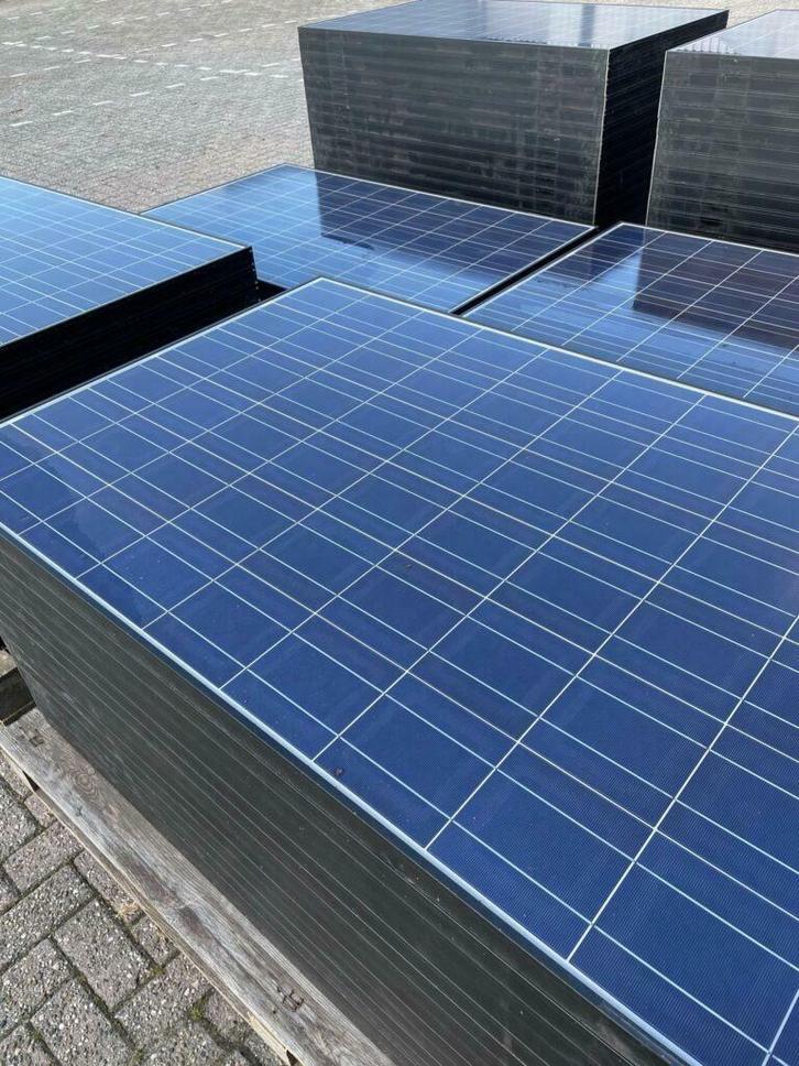 Verkoop tweedehands zonnepanelen en aanverwante producten. Zonnepanelentweedehands