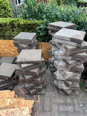 gebakken klinkers, gebakken waaltjes, stoeptegels