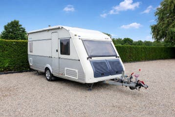 Kip Starline 47 TDB uit 1999 caravan Mover, luifel voortent