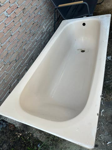 Steel Bath & Bathroom Furniture(Stalen bad & badkamermeubel)