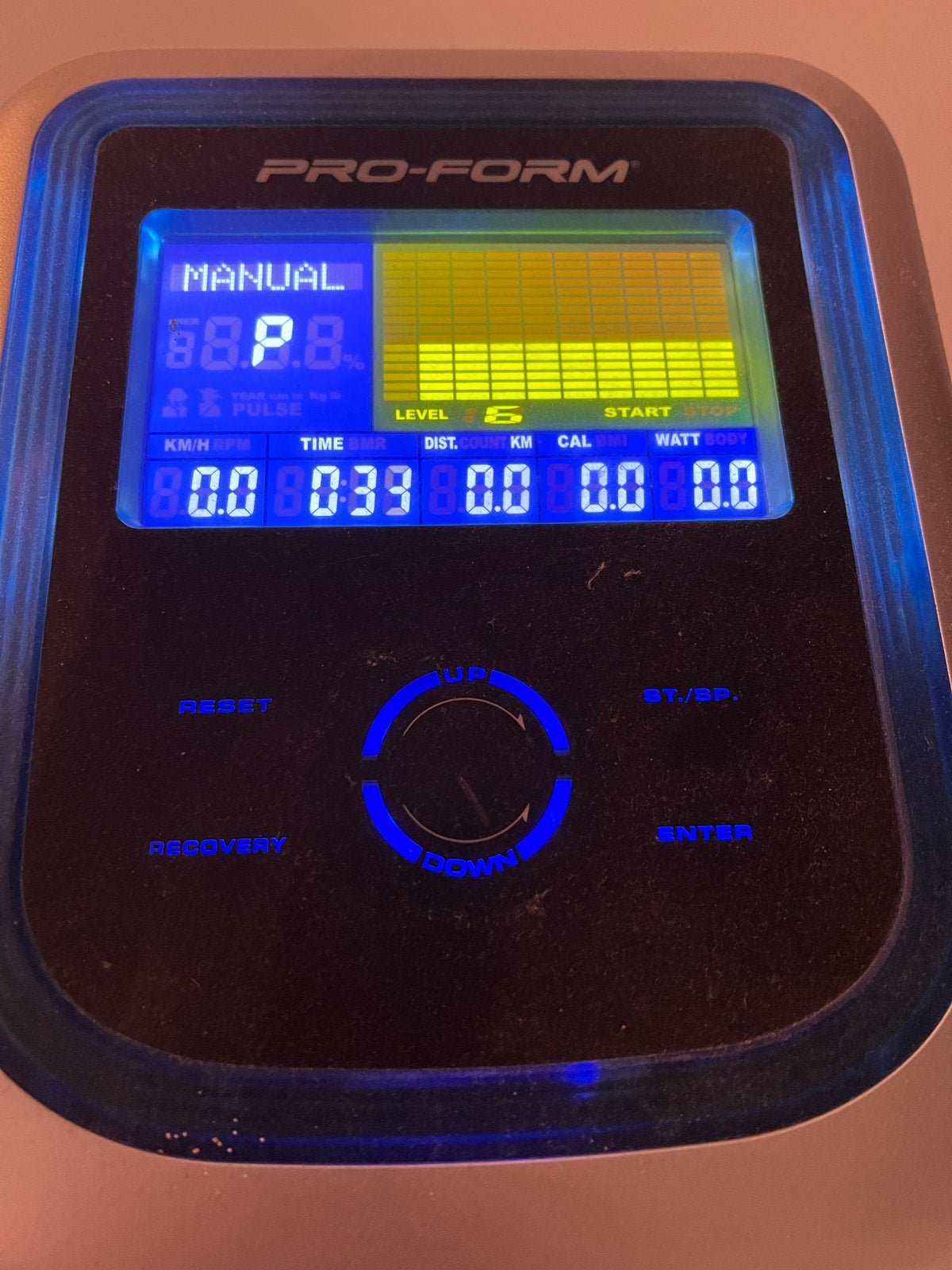 Pro-Form Crosstrainer met hartmeter en diverse programma's