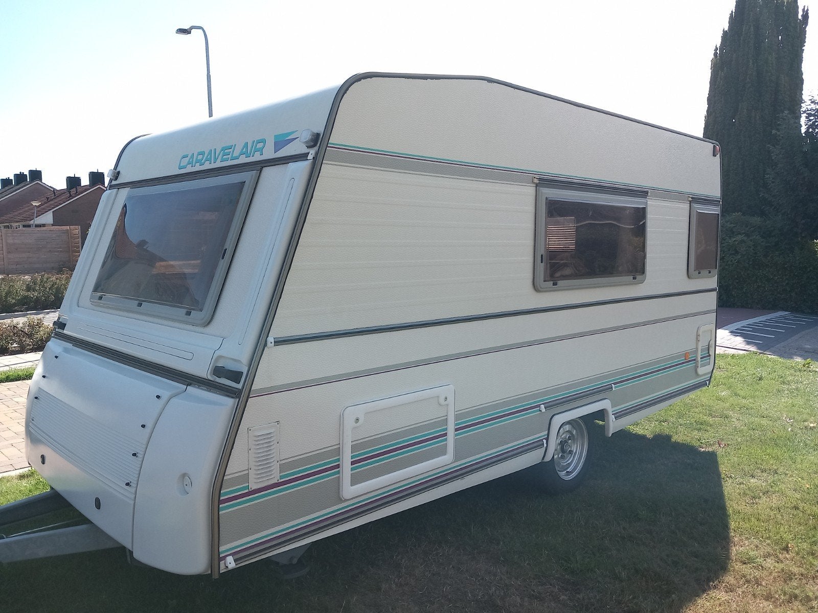 mooie nette Caravelair Bamba 416 lichtgewicht met Air tent
