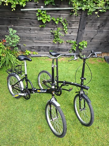 2 PRACHTIGE VOUWFIETSEN 20 INCH SAMEN 175,- EURO