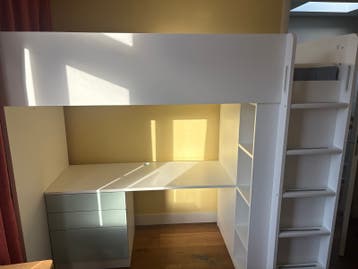 Hoogslaper met bureau en opbergruimte (zonder matras)