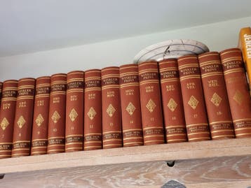 Winkler Prins met goudopdruk