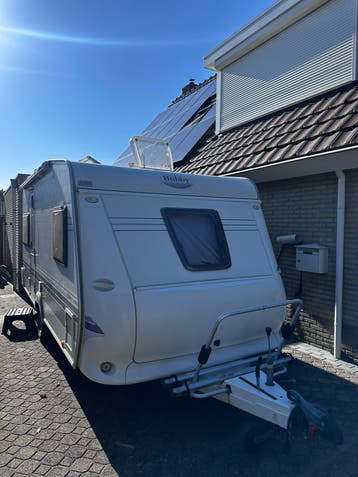 Hobby 460 UFE 2007, zeer nette staat, mover, zakluifel.
