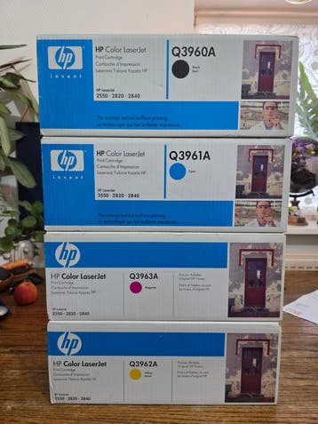 GRATIS Originele HP Toners 6x (2550 / 2820 / 2840)Gratis op