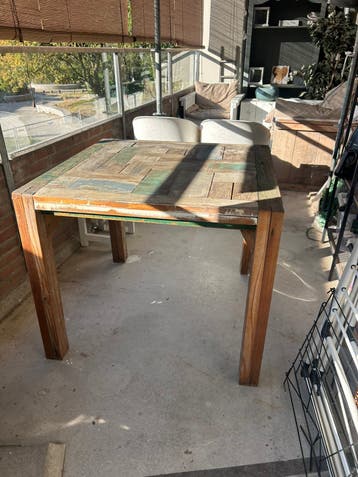 Robuuste tafel handgemaakt!!!! Gratis ophalen!!