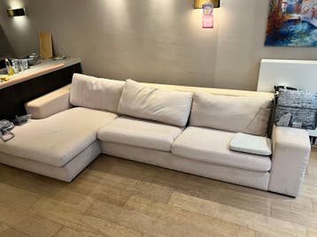 Free couch to pick up