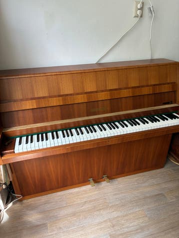 W. Hoffmann Piano - Goed onderhouden