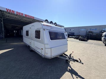 Dethleffs Family 490 TK Gezinscaravan Met voorten
