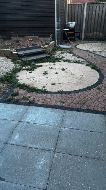Tuin tegels gratis ophalen (zelf verwijderen)