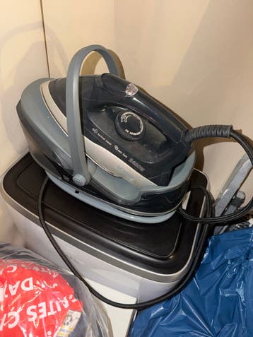 Bomann Stoomstrijkijzer met Stoomgenerator 2400W