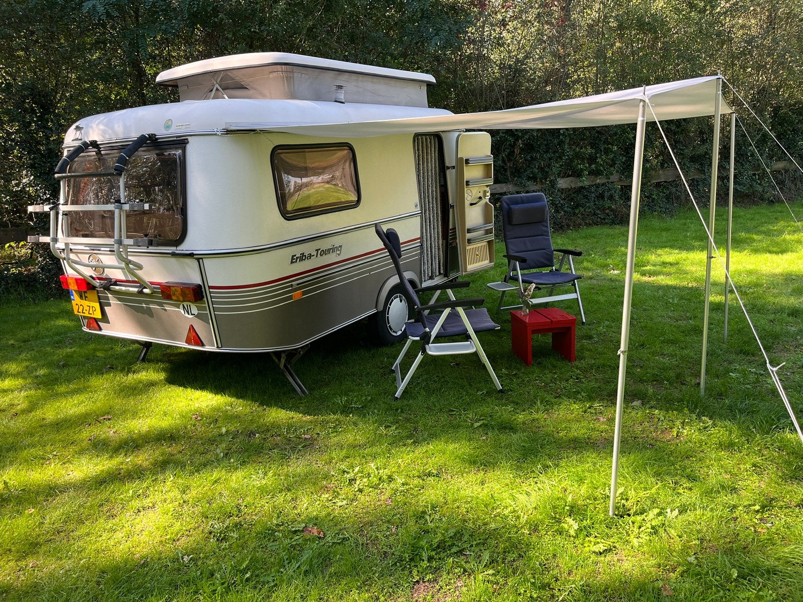 Eriba Triton Touring 1991 – zeer nette staat – vast bed
