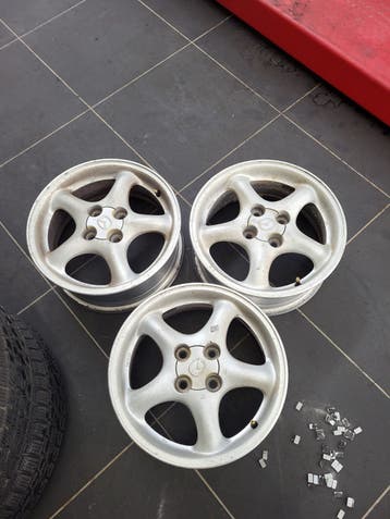 3 Mazda MX5 15 inch Lichtmetalen Velgen 4x100 6J