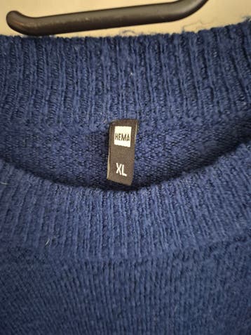 Warme trui van Hema maat XL