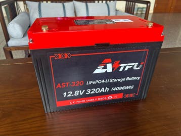 Te koop: 12,8V 320Ah LiFePO4-accu voor camper – 4096Wh