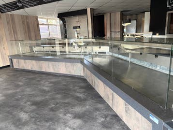 Complete Koeltoonbank en Winkelinterieur KMI Koeltechniek