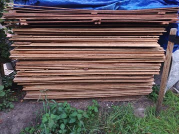 pallet hardhout planken/brandhout gratis
