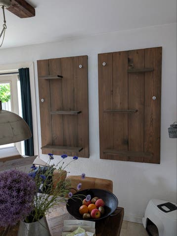 Set van 2 rustieke houten wandplanken
