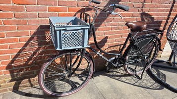 26 inch fiets met voordrager en krat