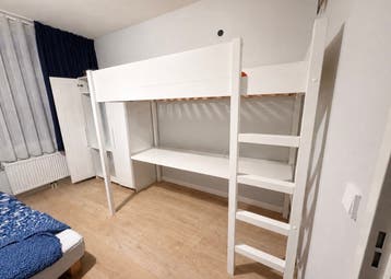 Gratis gebruite hoogslaper met bureau - zelf demonteren