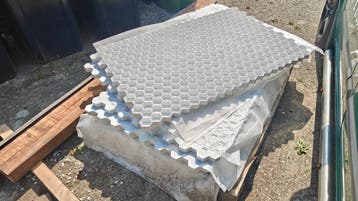 GRATIS 9x Grindplaten EuroGravel PRO wit 80x120