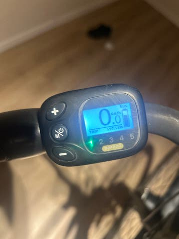 Gazelle fiets met fietstassen - Zo goed als nieuw