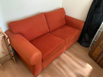 Rood/oranje tweezitsbank