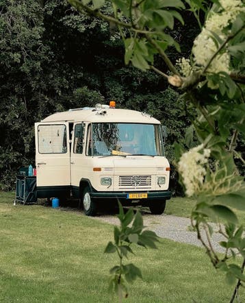 Mercedes Camper 409L - Wegenbelastingvrij & Semi-automaat
