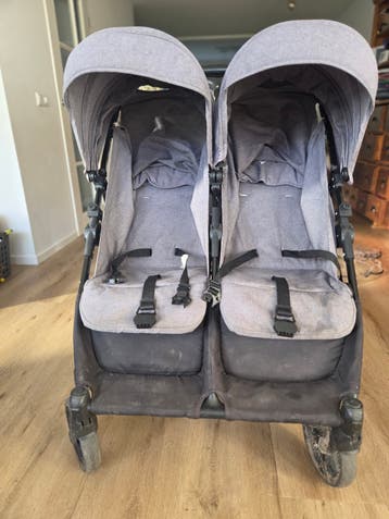 Gratis ophalen tweelingbuggy grijs