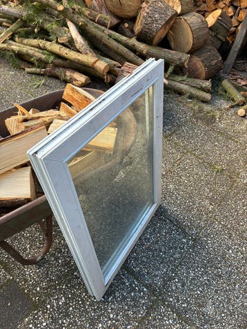 Raam met dubbel glas, gratis