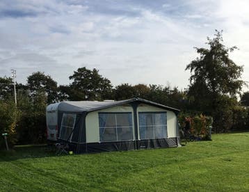 Bürstner Flipper TK 500 (2005) met voortent en mover