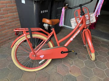 Mooie meisjesfiets